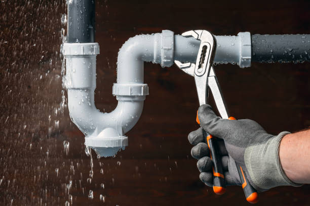 Professional Sewer Line Repair technician working in Center Hill, FL